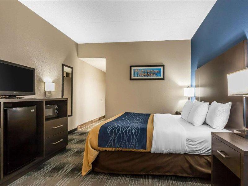 Comfort Inn Cleveland Airport Middleburg Heights Kültér fotó