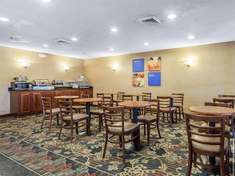 Comfort Inn Cleveland Airport Middleburg Heights Kültér fotó