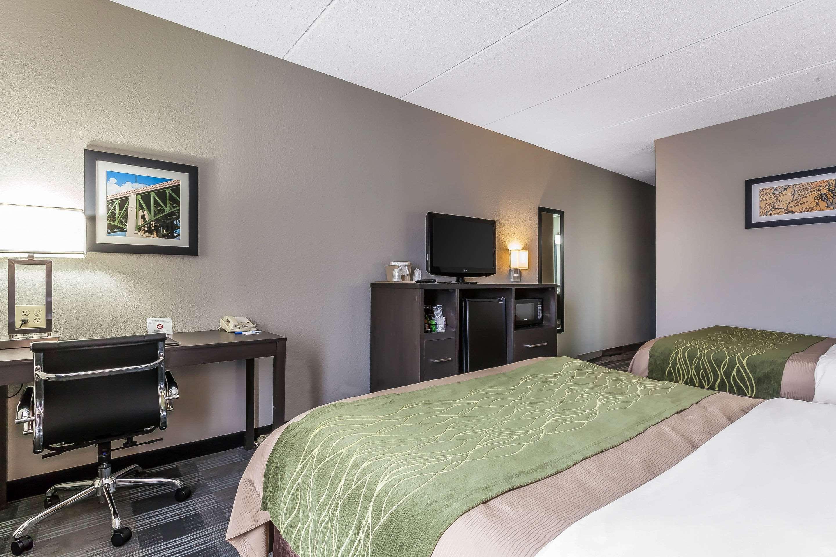Comfort Inn Cleveland Airport Middleburg Heights Kültér fotó