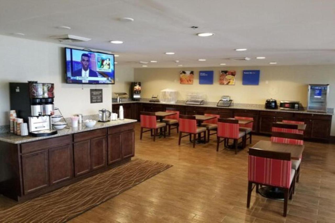Comfort Inn Cleveland Airport Middleburg Heights Kültér fotó